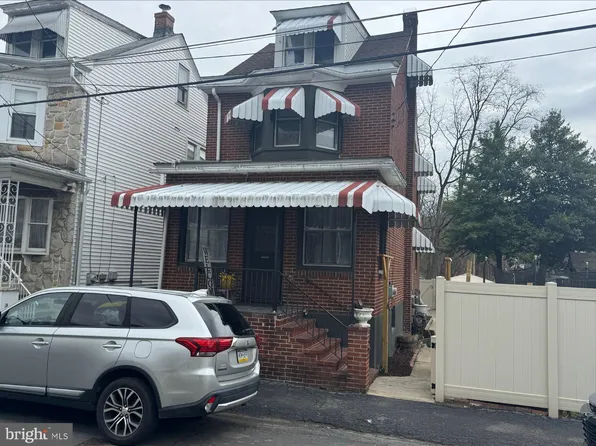 405 N Delaware Ave, Minersville, PA 17954
