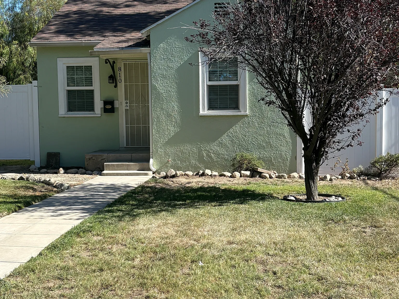 2 bed, 710 sqft, $2,800 — Photo 2