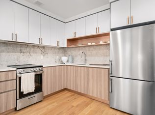 2-24 26th Ave #348, Astoria, NY 11102