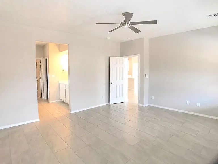 1701 Camino Rustica SW — Photo 23