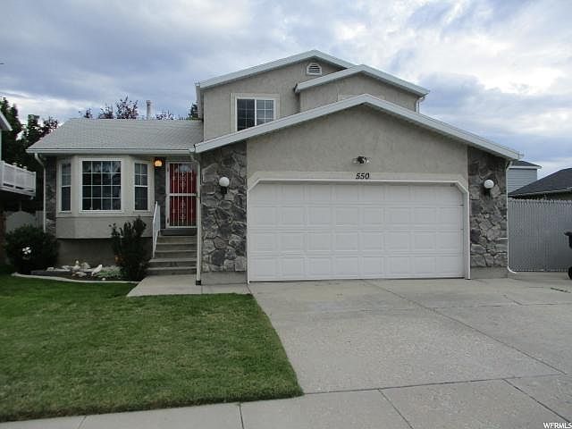 1st image of 550 E Water Lily Dr