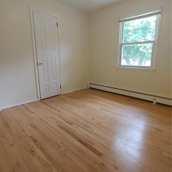 18 Merriewold Ln N — Photo 8