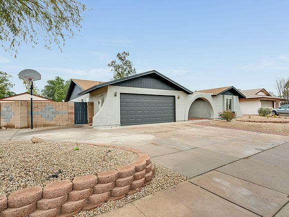 4th image of 5744 W Greenbriar Dr