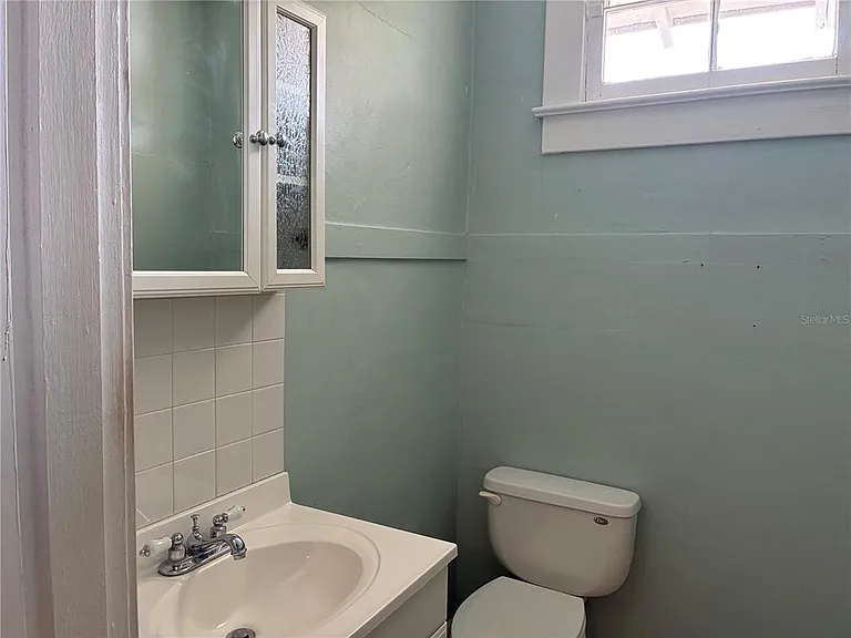 611 S Willow Ave — Photo 27