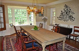 Formal dining room