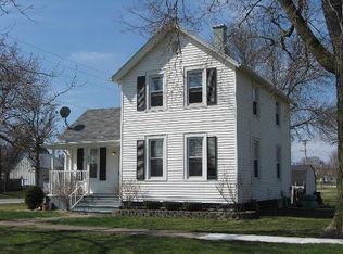 300 N Front Rd, Danforth, IL 60930