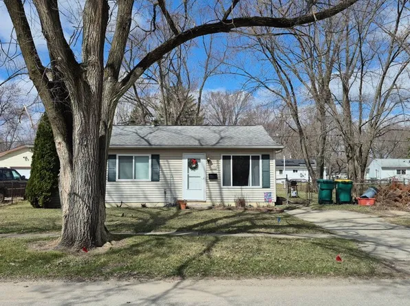 1771 Knowles St, Ypsilanti, MI 48198