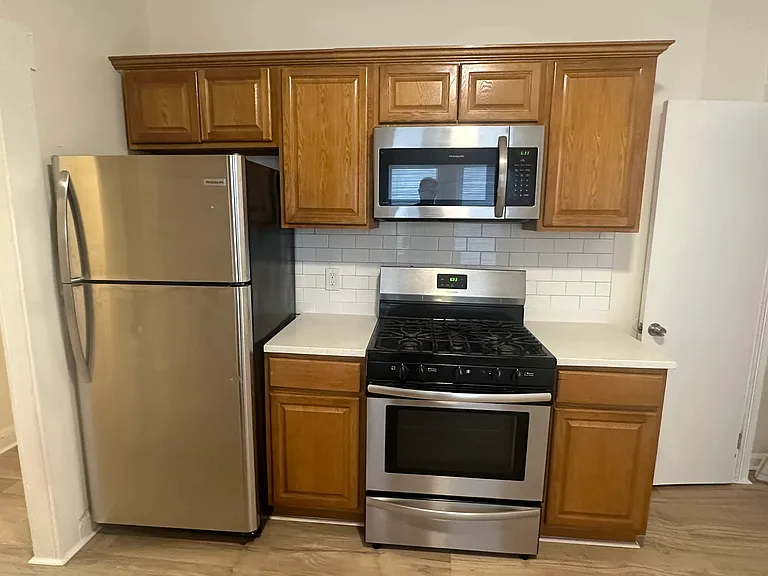 398 Bradford St #1 — Photo 14