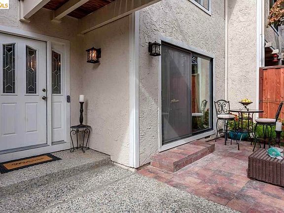 4th image of 1010 Camino Verde Cir