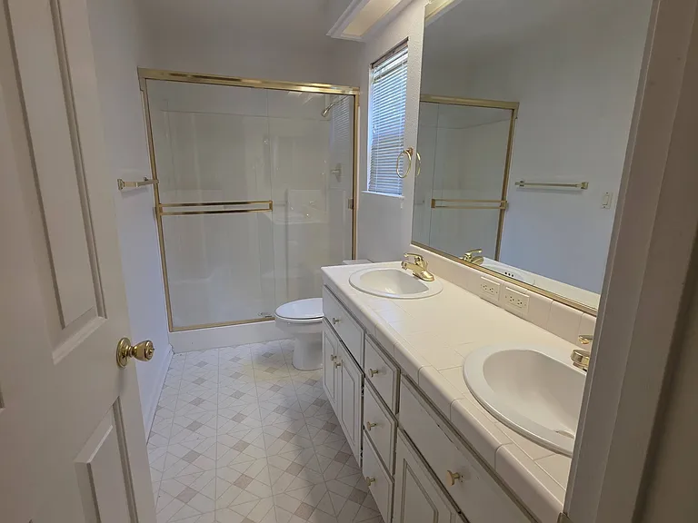 819 Black Walnut Way — Photo 17