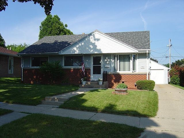 1st image of 4736 N 80th St
