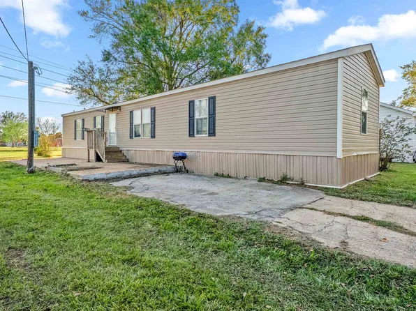 413 Invader St, Sulphur, LA 70663