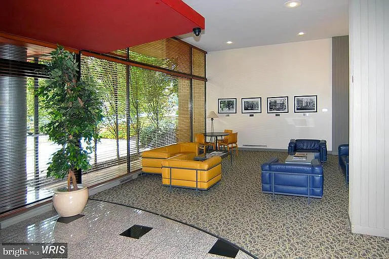 1711 Massachusetts Ave NW #412 — Photo 3