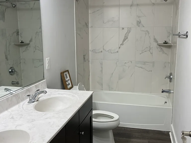808 Wesley Ln #B — Photo 9