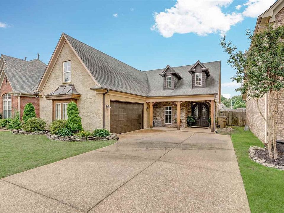1st image of 1661 E Newton Oak Cir