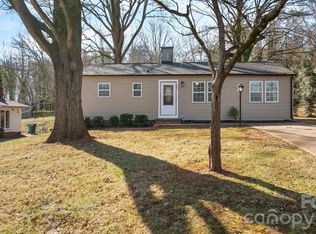 503 E Herman St, Newton, NC 28658