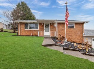 215 Sylvia Dr, Beaver Falls, PA