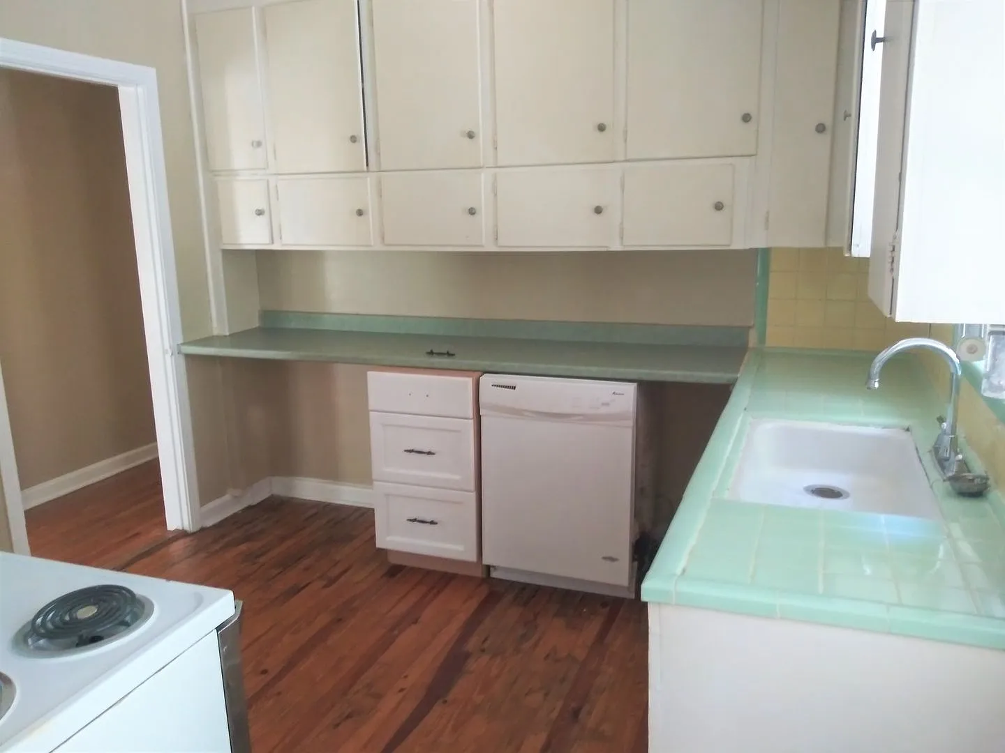3 BR House Walking Distance to FSU! Available Fall 2027 — Photo 4