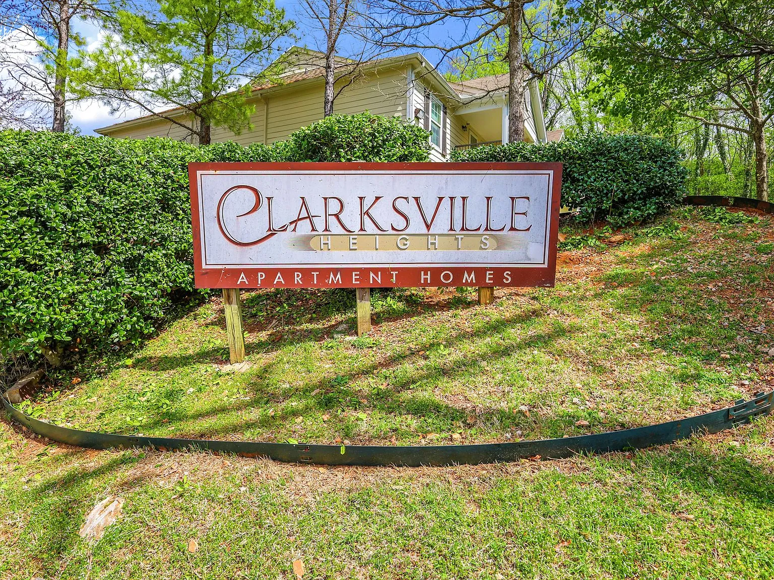 Clarksville Heights — Photo 1