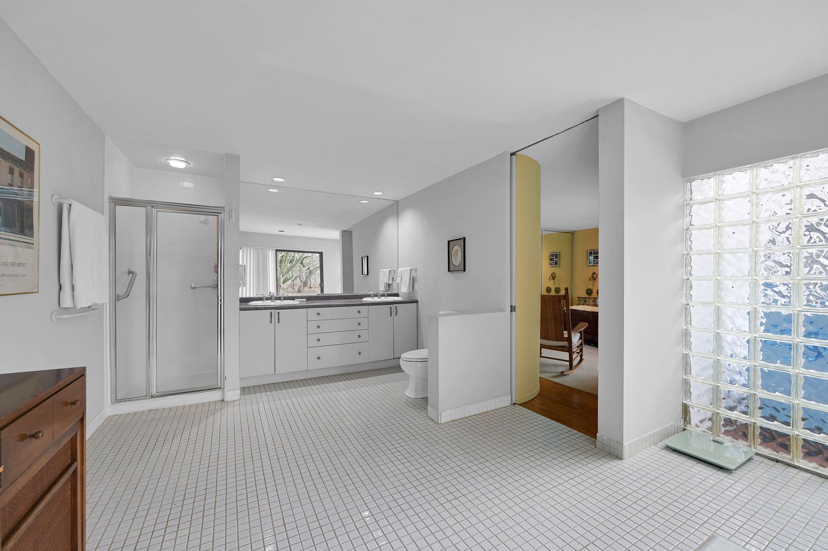 En-Suite Primary Bath