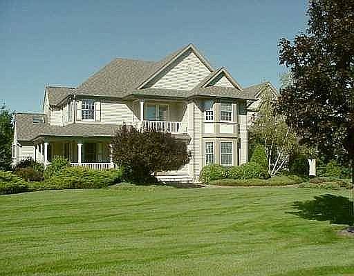 Stunning Warwick Colonial!