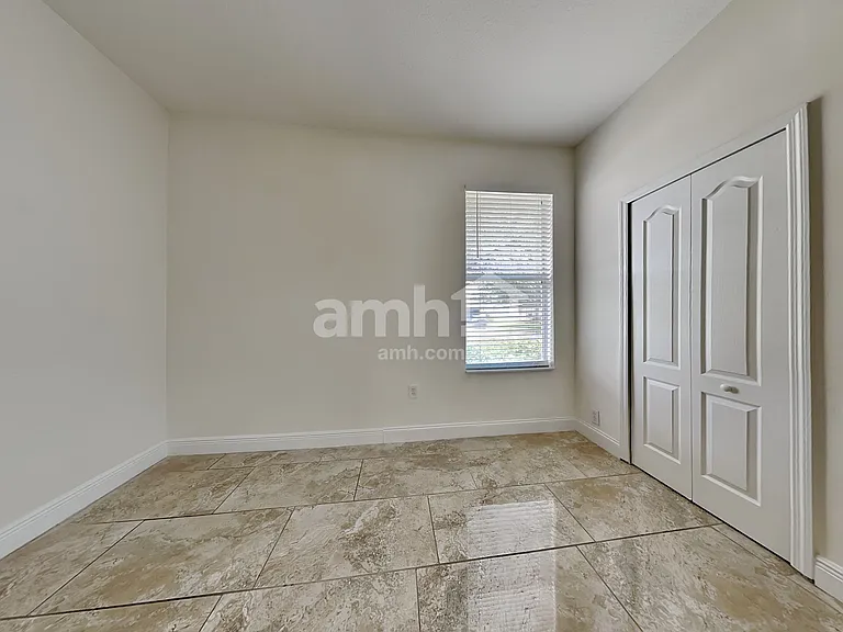 802 Lesa Glen Pl — Photo 16