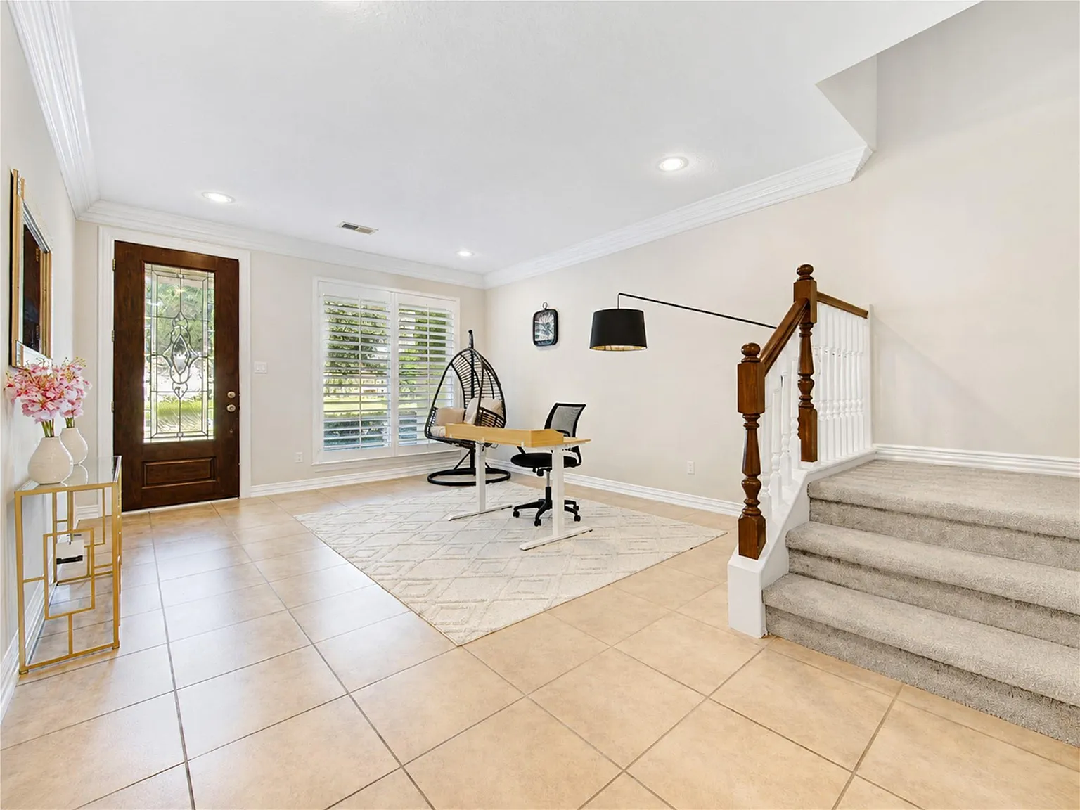 4 bed, 3.5 bath, 2853 sqft, $4,500 — Photo 2