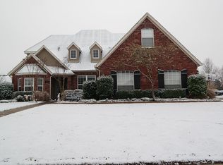 2213 SW Juniper Ave, Bentonville, AR 72712