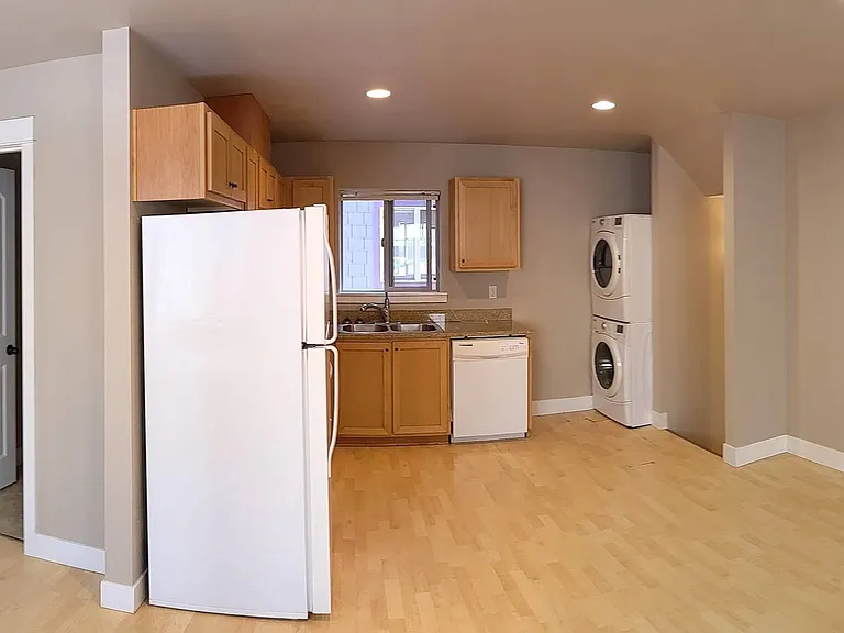 #4 - Living Area, Laundry, Entry and Kitchen #4 - Living Area, Laundry, Entry and Kitchen