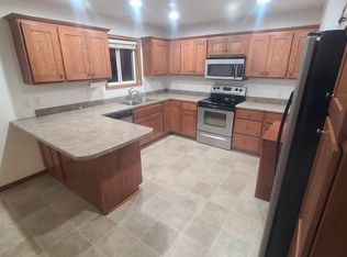 706 Sonoma Valley St, Brookings, SD 57006