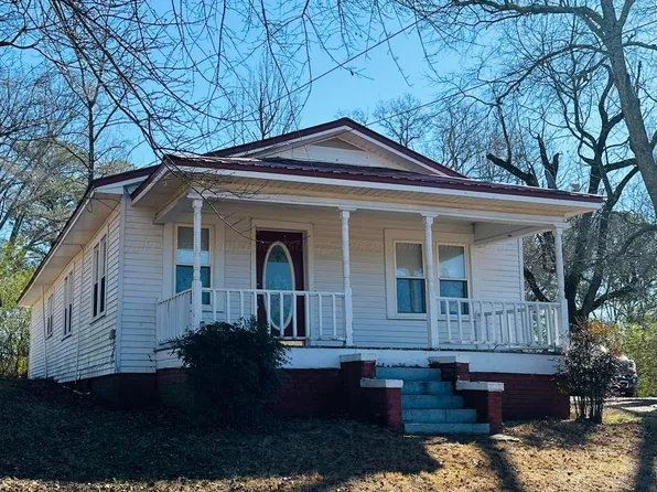 225 Market St, Winfield, AL 35594