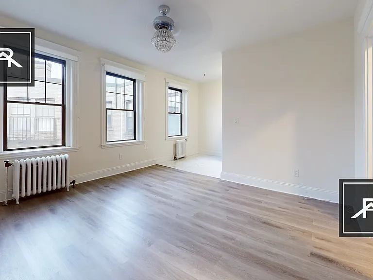 376 Chestnut Hill Ave #52 — Photo 6