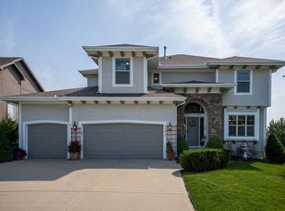 12475 S Solomon Rd, Olathe, KS 66061