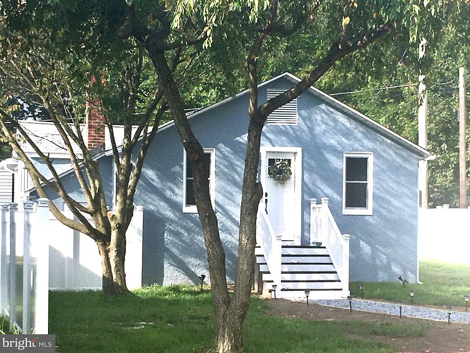 1st image of 95 River Drive Ave