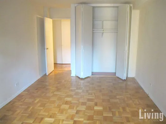 Rented by Living New York | media 26