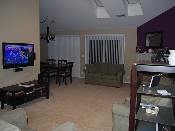4th image of 24 Ashburn Ct Unit V2