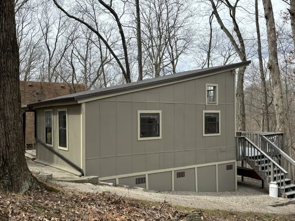 11350 White Pine Dr, Glouster, OH 45732