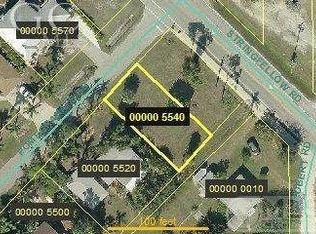 7297 Pomegranate Dr, Bokeelia, FL 33922