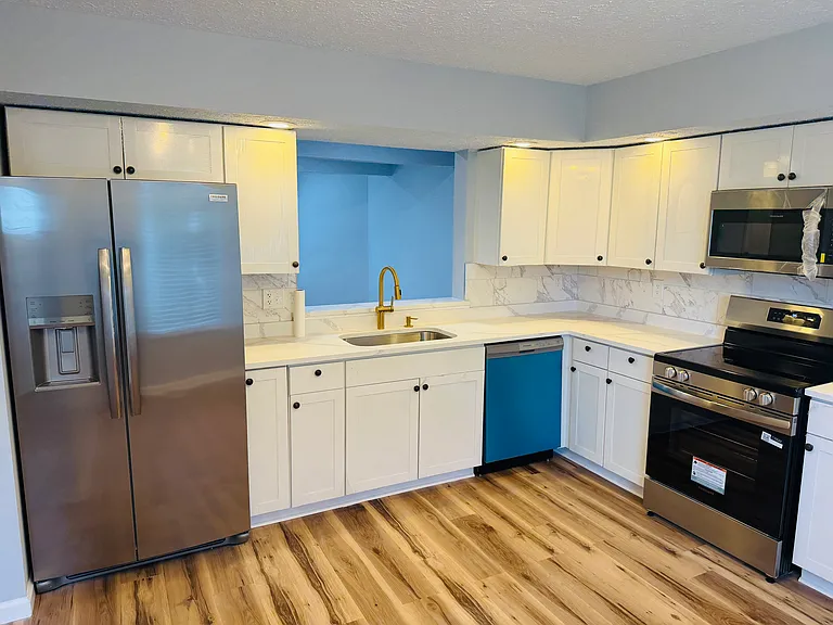 6956 Avery Rd — Photo 5