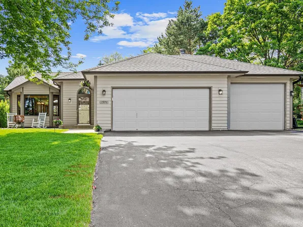 1570 Lakeview Curv, Eagan, MN 55122