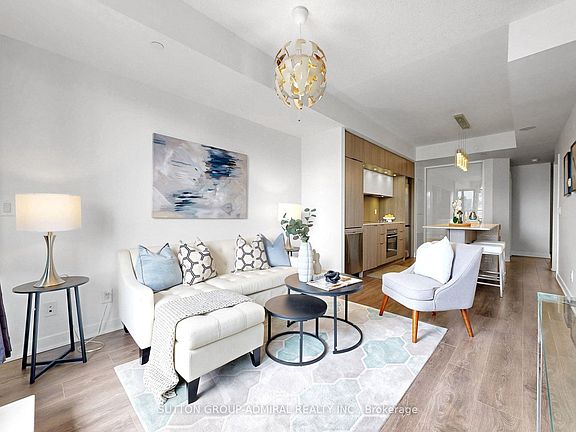 2nd image of 170 Sumach St #907