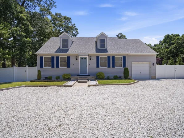 722 S 2nd Ave, Absecon, NJ 08205