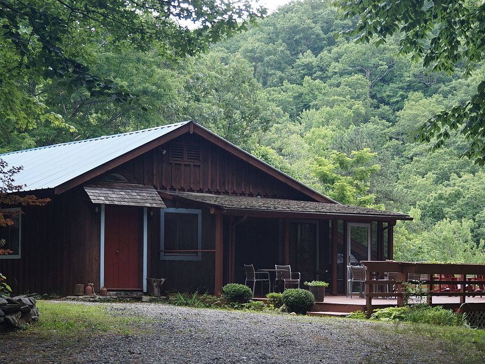 house enterance, porch, deck