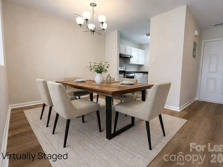 17418 Tuscany Ln — Photo 3