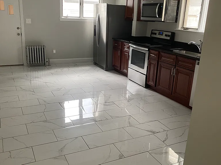 23 Bowen Ave #2 — Photo 4