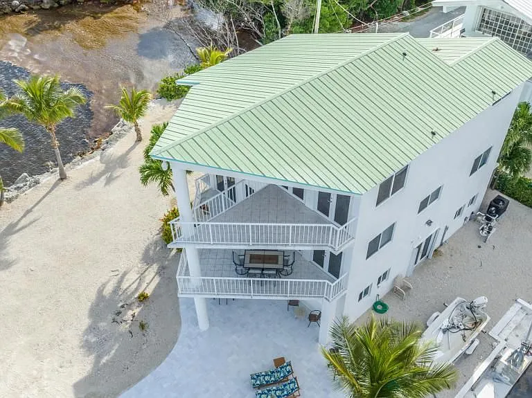 601 Cuda Ln — Photo 36