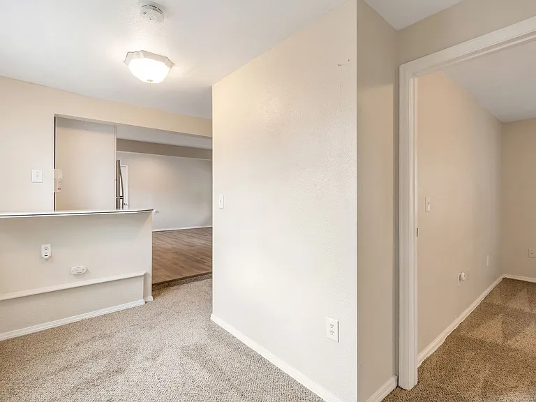 6901 Grandview Ave #B — Photo 9