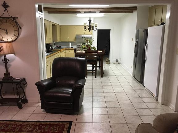 2nd image of 1301 Iberia St