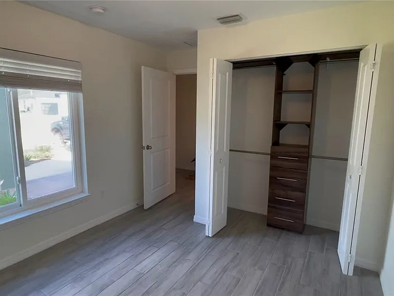 1114 Circle Dr — Photo 9