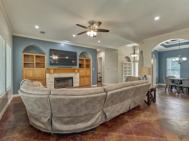 9102 Marshall Ct — Photo 22